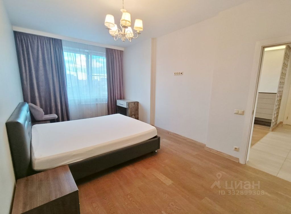 m. Ulitsa 1905 goda: Apartment, 2-rooms