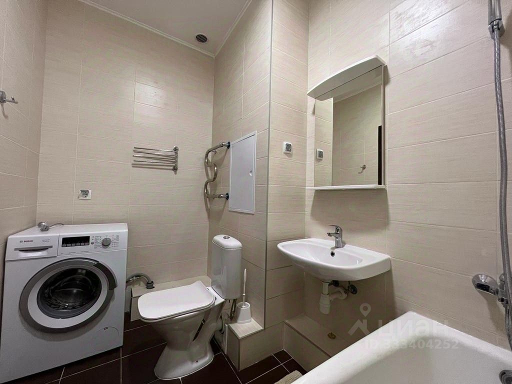 m. Pyatnitskoe shosse: Apartment, 2-rooms