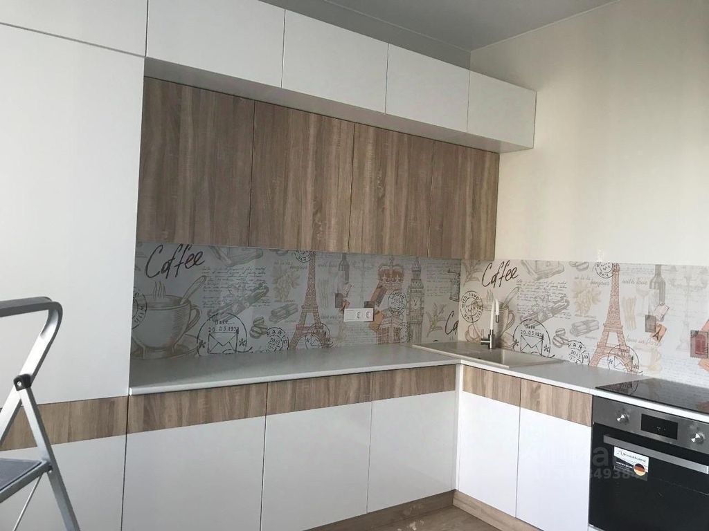 m. Verkhnie Kotly: Apartment, 2-rooms