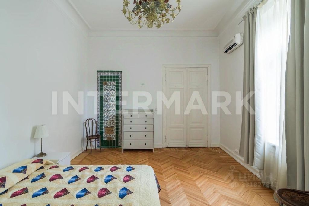 m. Kitay-gorod: Apartment, 4-rooms