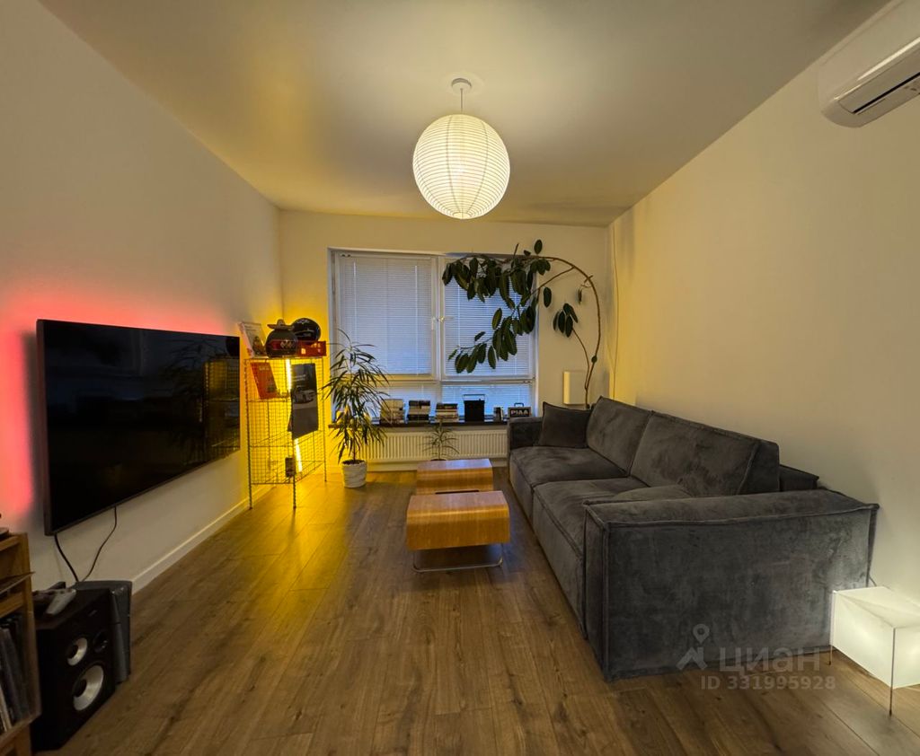 m. Park Pobedy: Apartment, 2-rooms