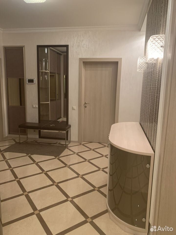 m. Yugo-Zapadnaya: Apartment, 2-rooms