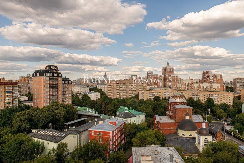 m. Krasnopresnenskaya: Apartment, 2-rooms