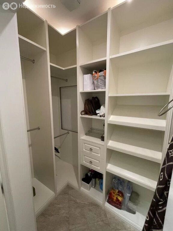 m. Botanichesky sad: Apartment, 2-rooms