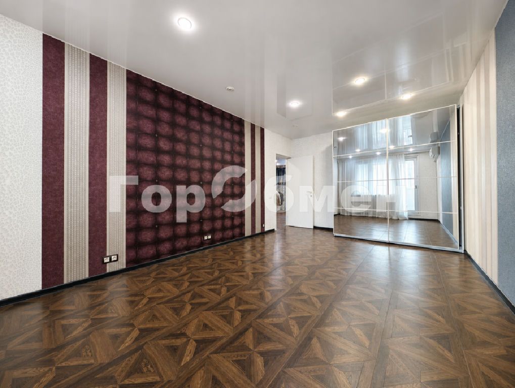 m. Bratislavskaya: Apartment, 3-rooms