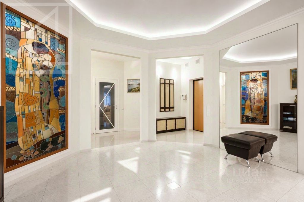 m. Arbatskaya: Apartment, 4-rooms