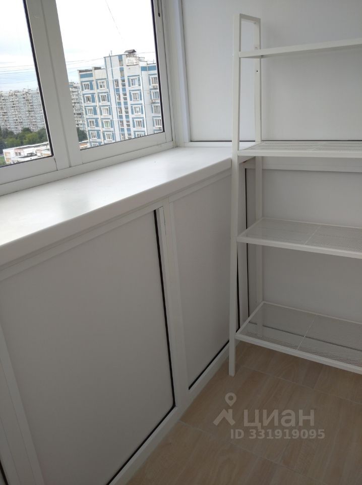 m. Krylatskoe: Apartment, 2-rooms