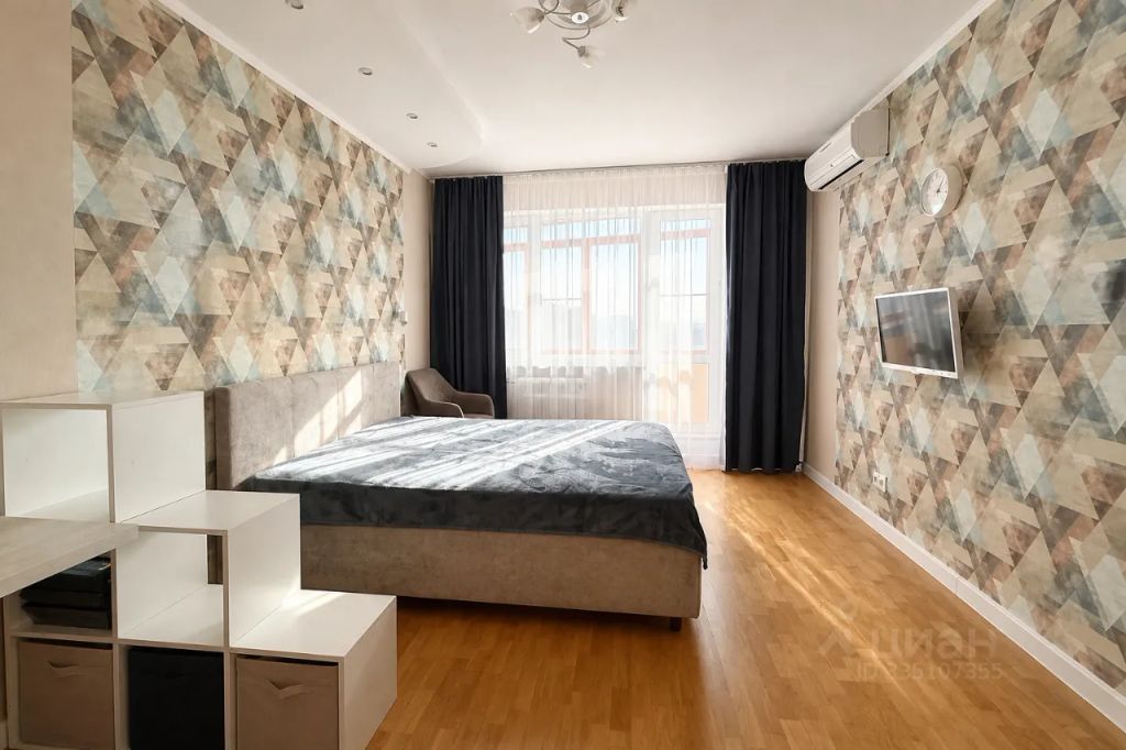 m. Ozernaya: Apartment, 1-rooms