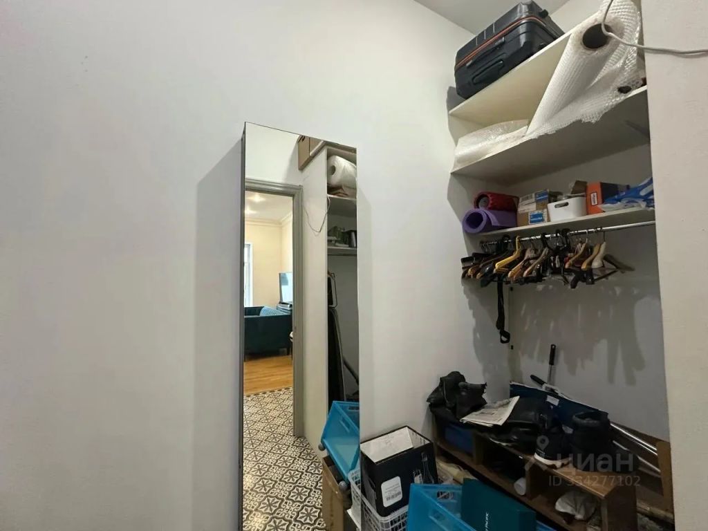 m. Novokuznetskaya: Apartment, 3-rooms