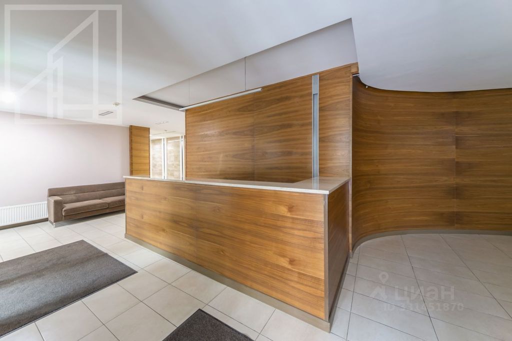 m. Novokuznetskaya: Apartment, 4-rooms