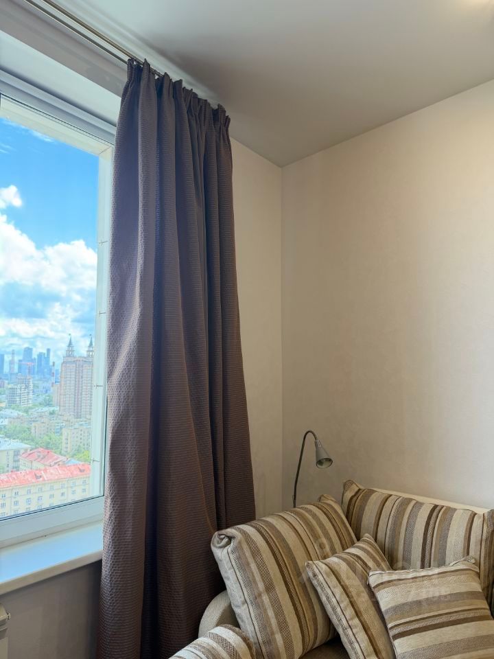 m. Oktyabrskoe pole: Apartment, 2-rooms