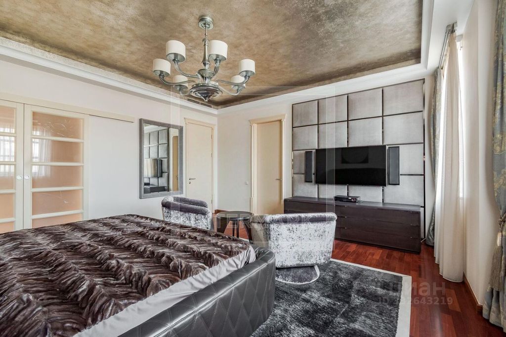 m. Dobryninskaya: Apartment, 4-rooms