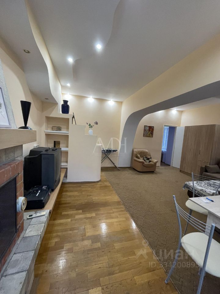 m. Bagrationovskaya: Apartment, studio