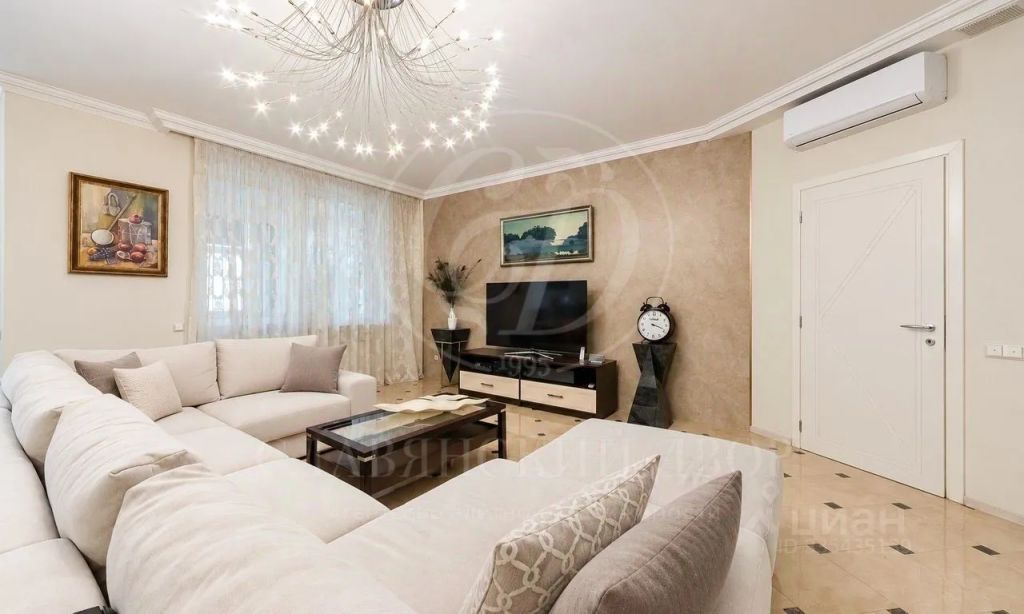 m. Arbatskaya: Apartment, 4-rooms