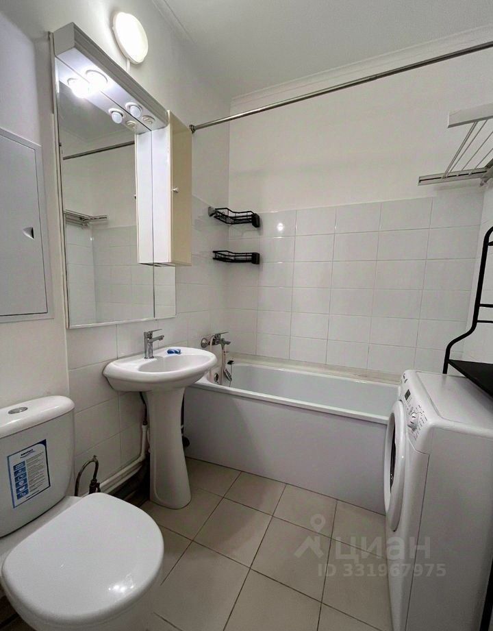 m. Pyatnitskoe shosse: Apartment, studio