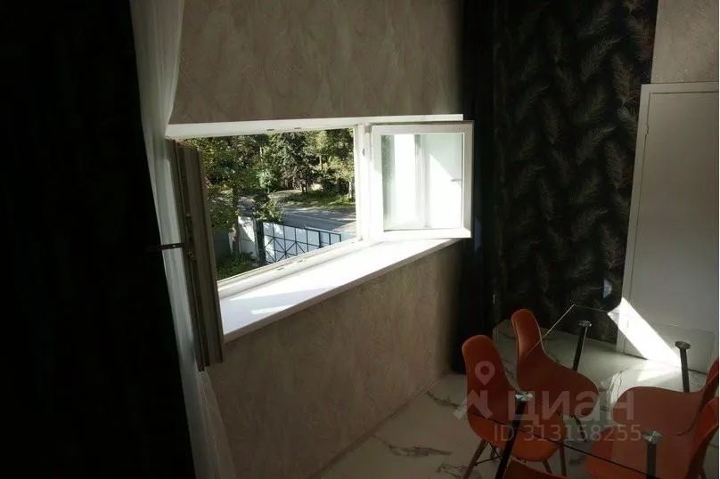 m. Lesnoy Gorodok: Apartment, 2-rooms