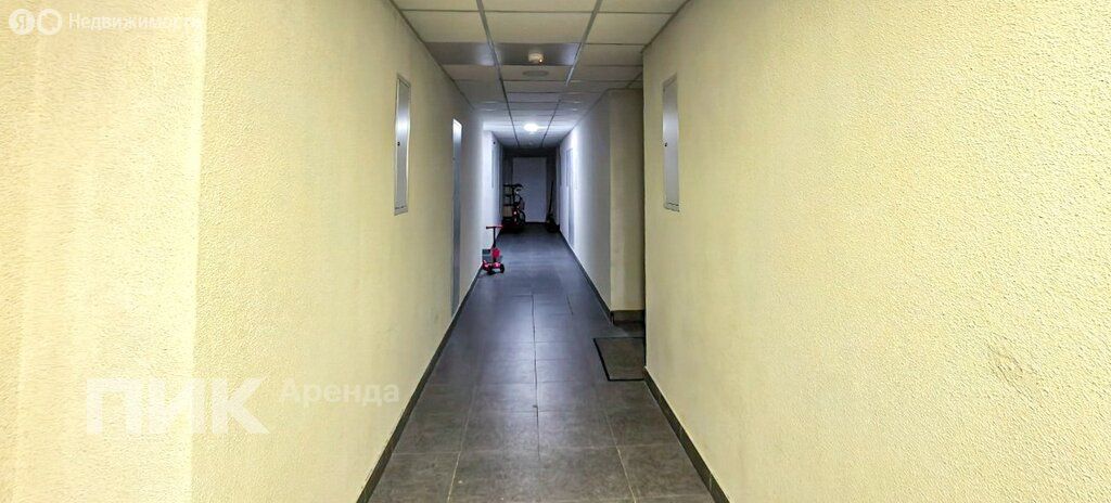 m. Lukhmanovskaya: Apartment, 1-rooms