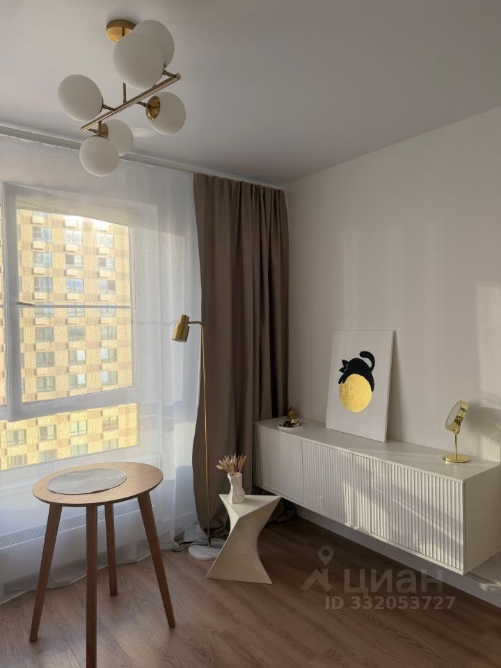 m. Aminyevskaya: Apartment, studio