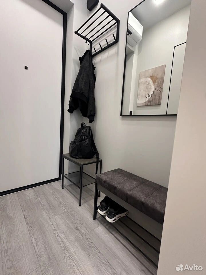 m. Akademicheskaya: Apartment, studio