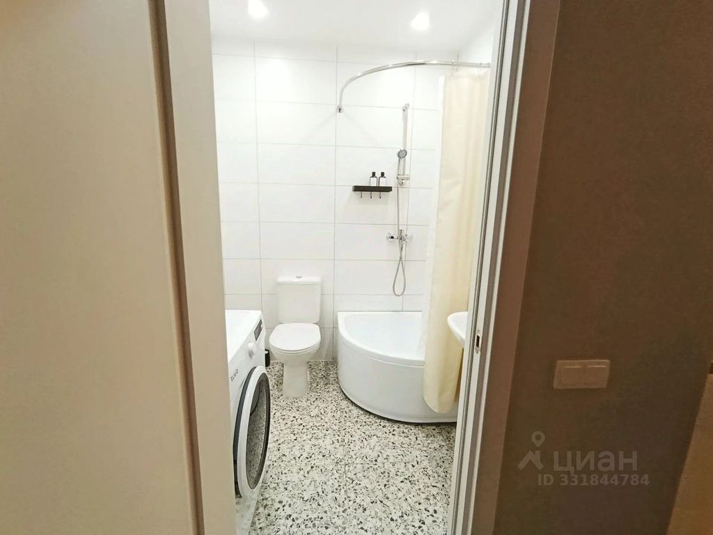 m. Vodniki: Apartment, studio