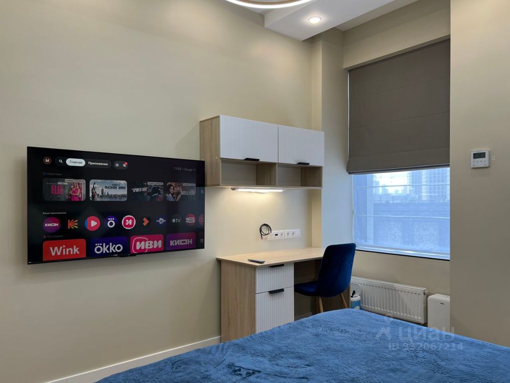 m. ZIL: Apartment, 2-rooms