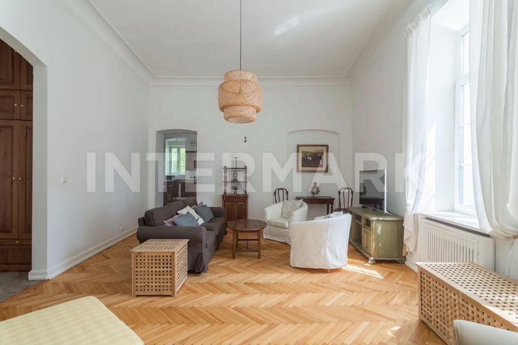 m. Kitay-gorod: Apartment, 4-rooms