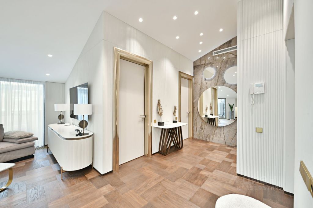 m. Arbatskaya: Apartment, 3-rooms