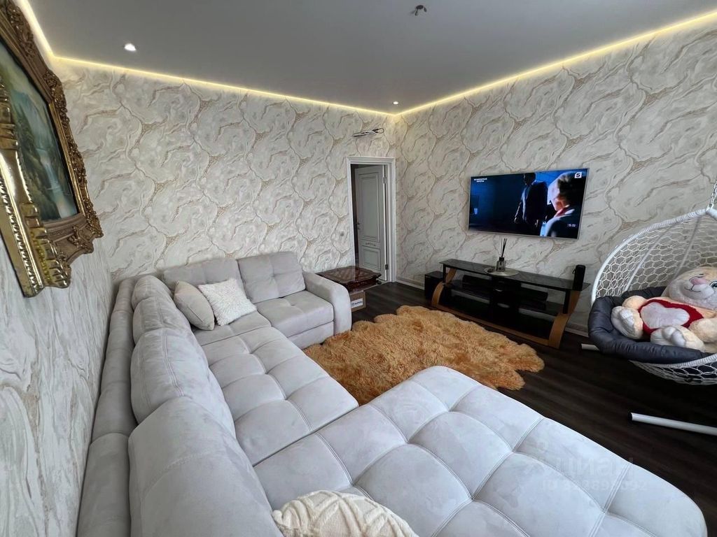 m. Strogino: Apartment, 3-rooms