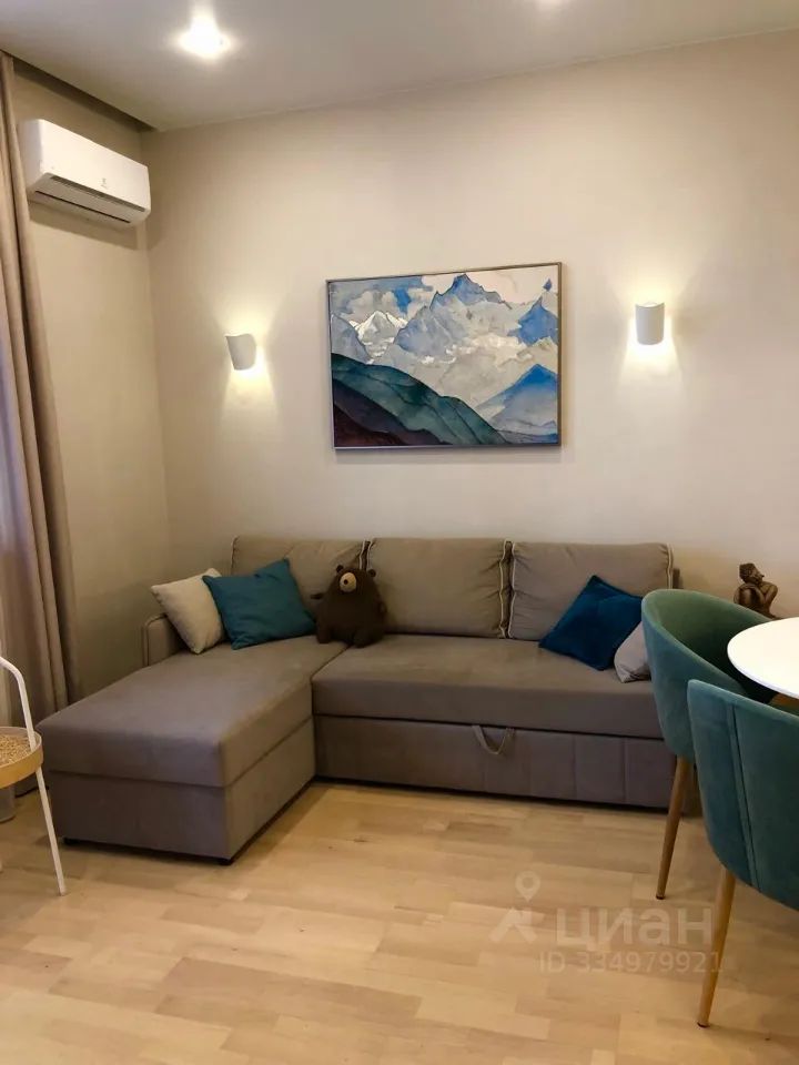m. Myakinino: Apartment, 2-rooms