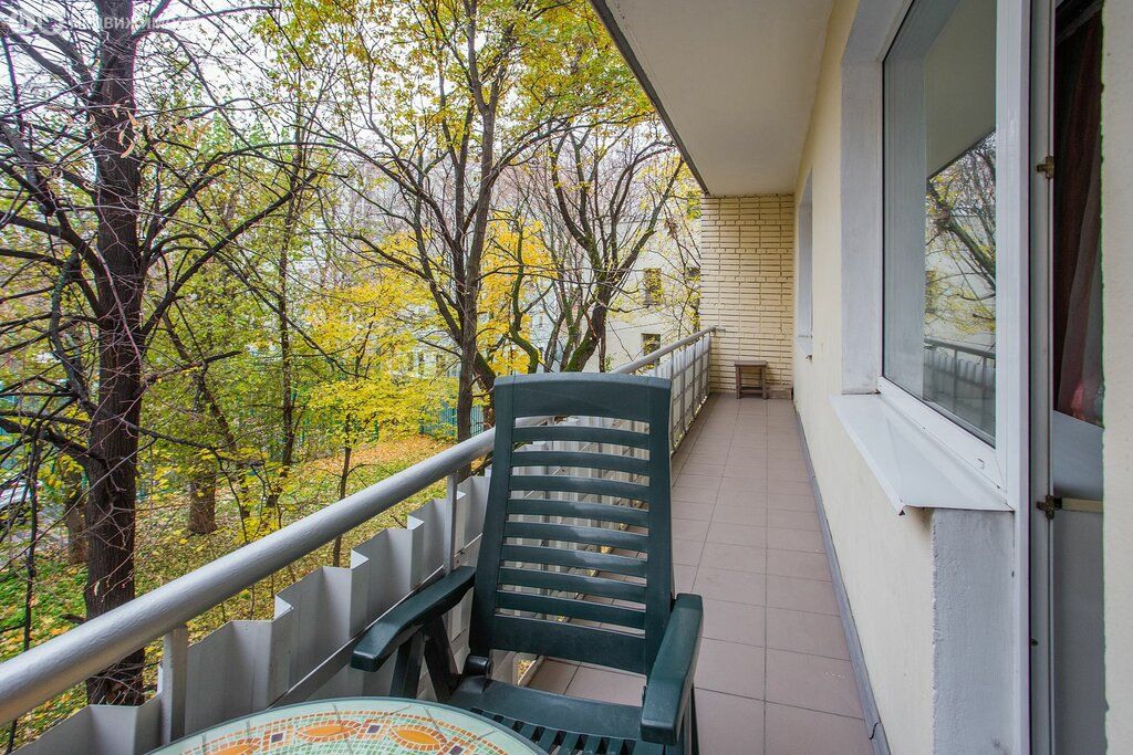 m. Tverskaya: Apartment, 2-rooms