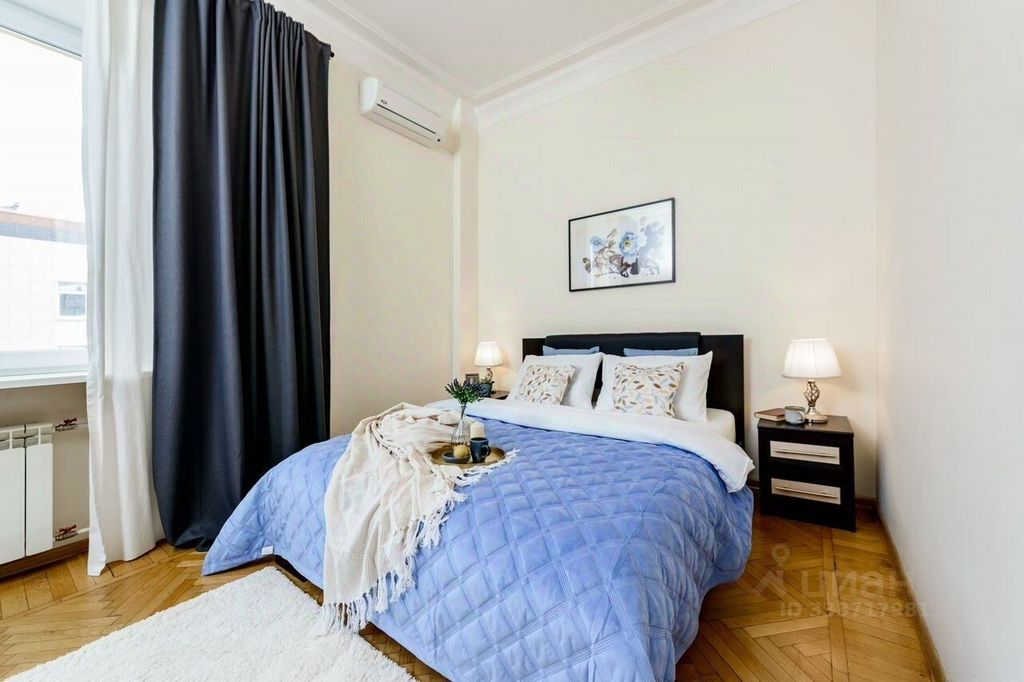 m. Tverskaya: Apartment, 3-rooms