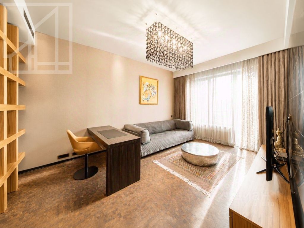 m. Novokuznetskaya: Apartment, 4-rooms