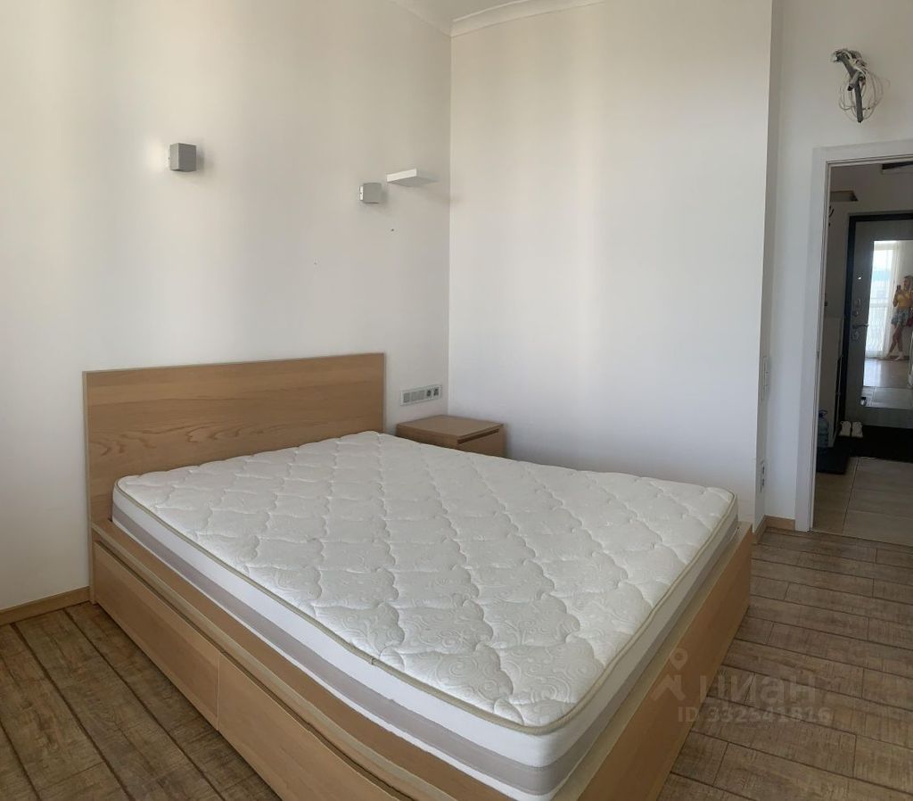 m. Opalikha: Apartment, 1-rooms