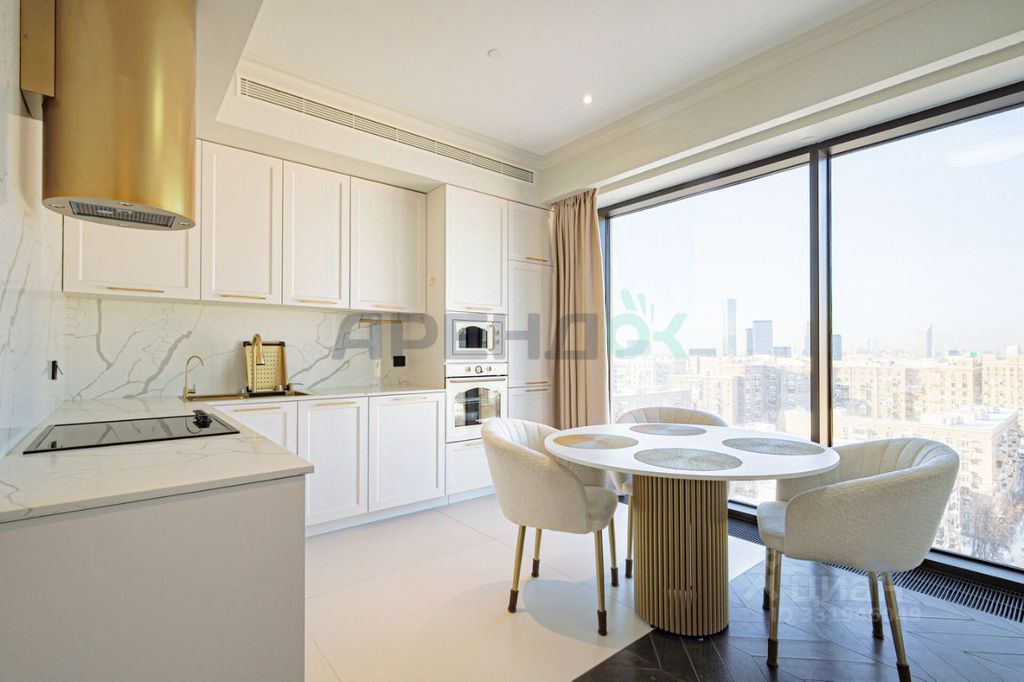 m. Park Pobedy: Apartment, 3-rooms