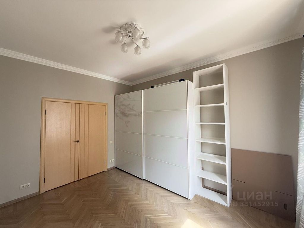 m. Mayakovskaya: Apartment, 2-rooms