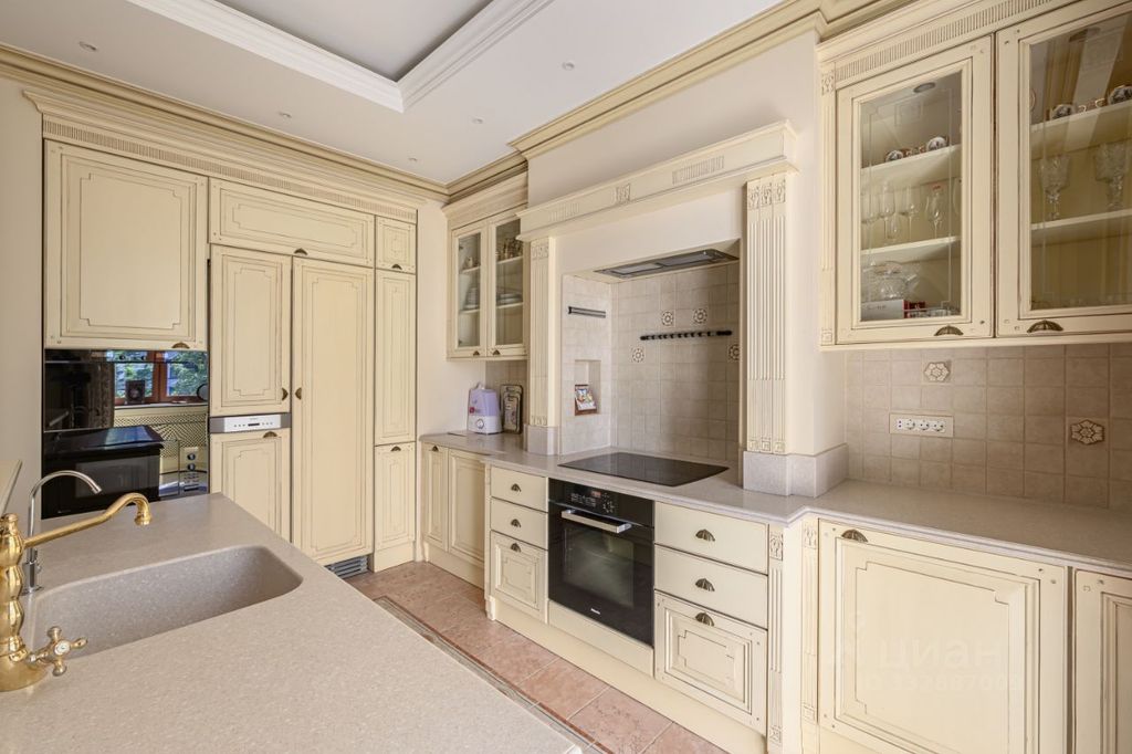 m. Chkalovskaya: Apartment, 3-rooms