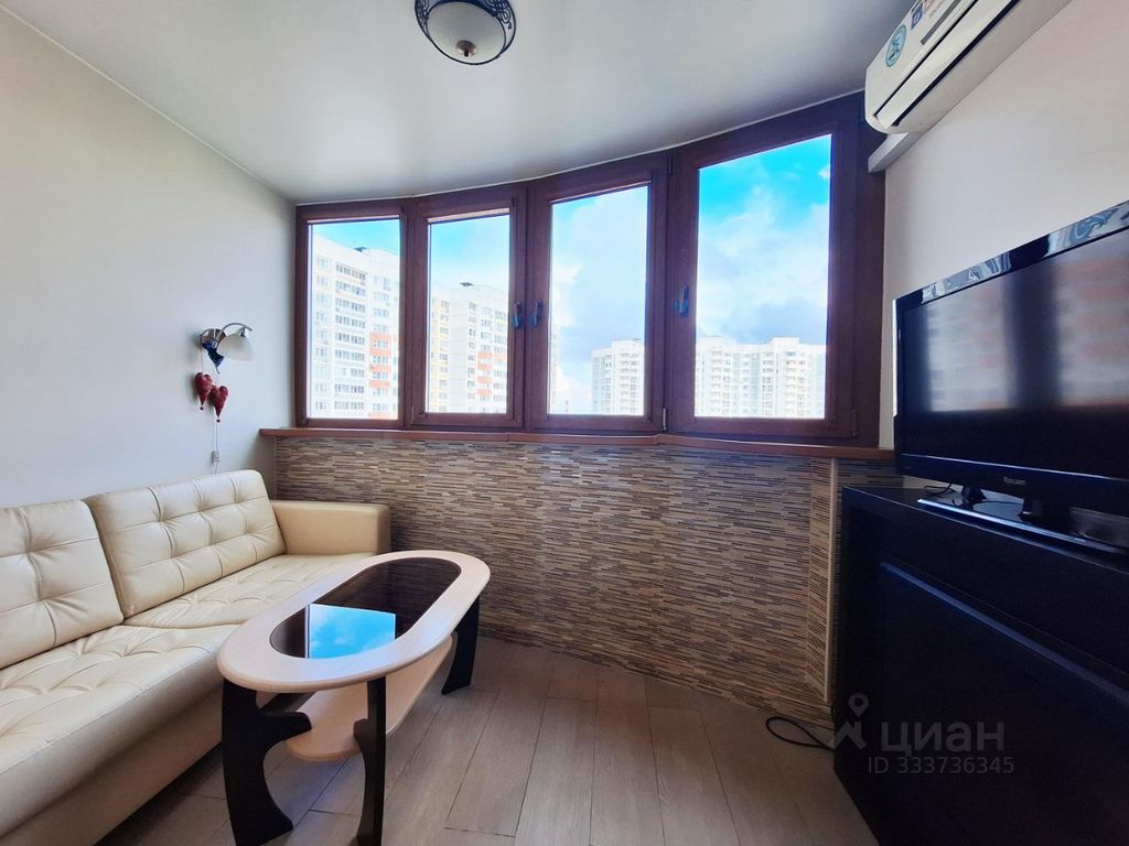 m. Levoberezhnaya: Apartment, 1-rooms