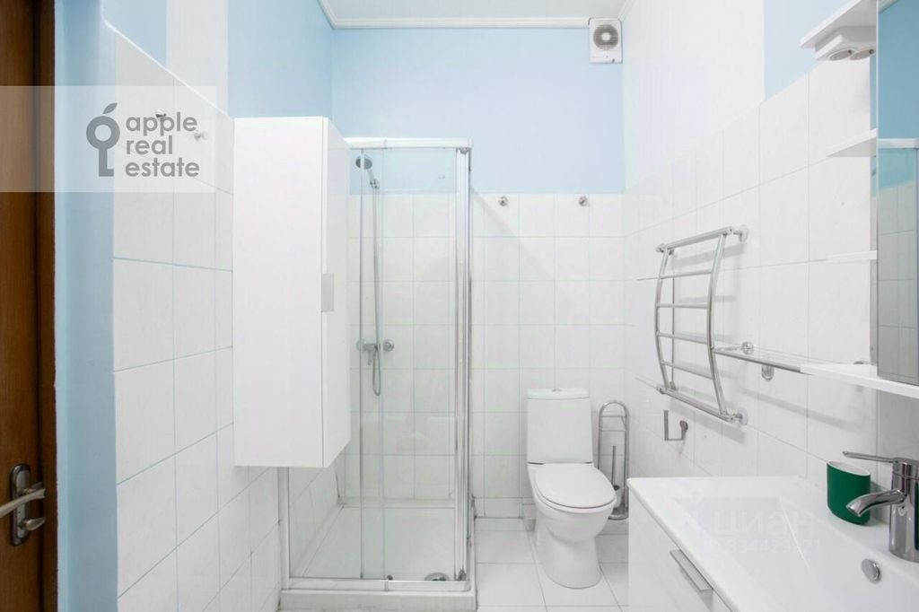 m. Tsvetnoy bulvar: Apartment, 2-rooms
