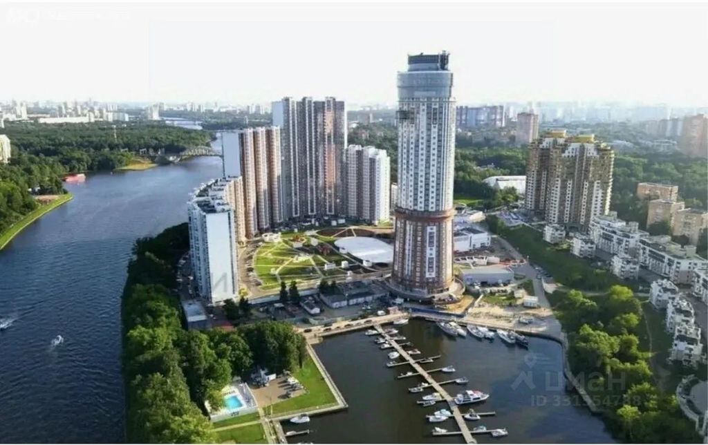 m. Khimki: Apartment, 2-rooms