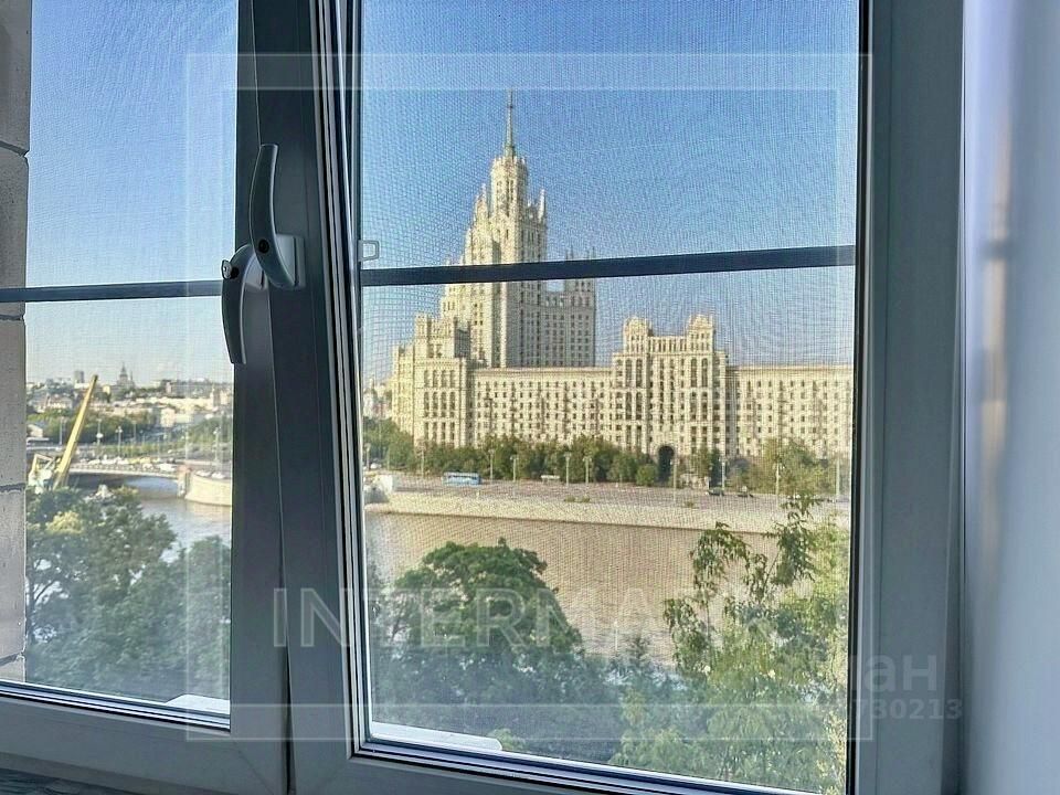 m. Novokuznetskaya: Apartment, 2-rooms