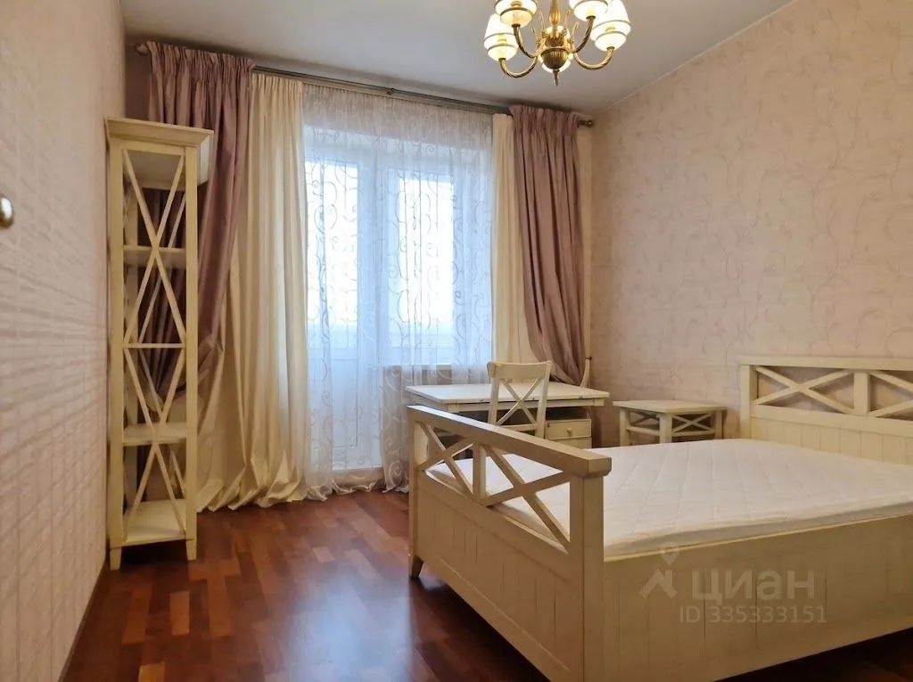 m. Pavshino: Apartment, 2-rooms