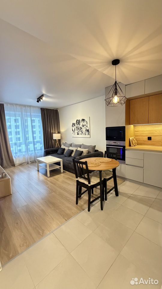 m. Lukhmanovskaya: Apartment, 1-rooms
