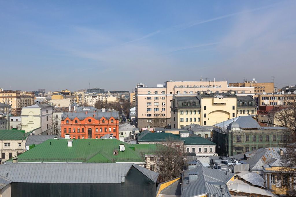m. Barrikadnaya: Apartment, 3-rooms