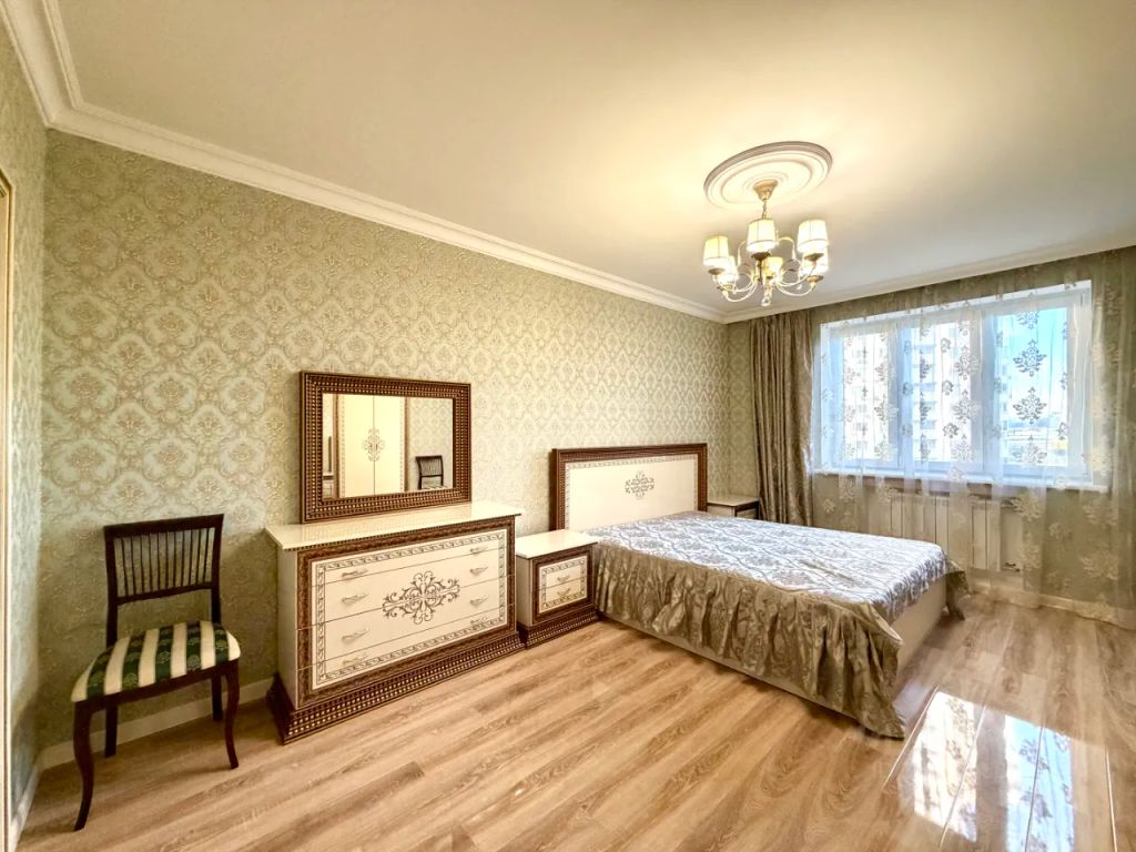 m. Myakinino: Apartment, 3-rooms
