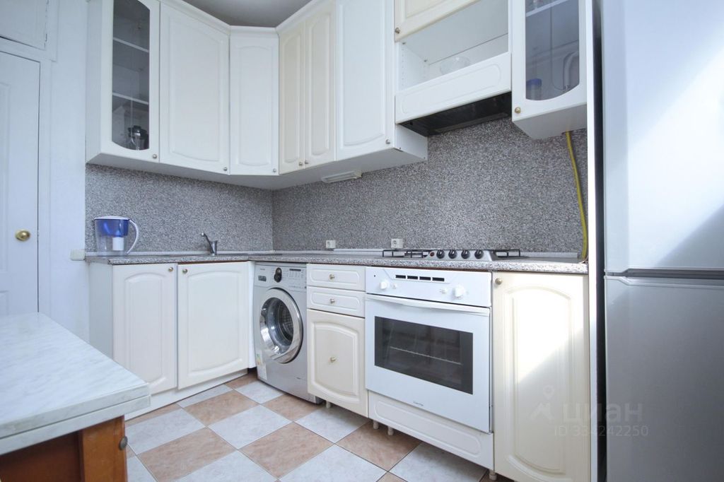 m. Frunzenskaya: Apartment, 1-rooms