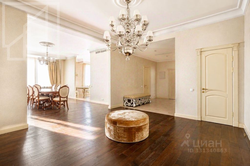 m. Mayakovskaya: Apartment, 3-rooms