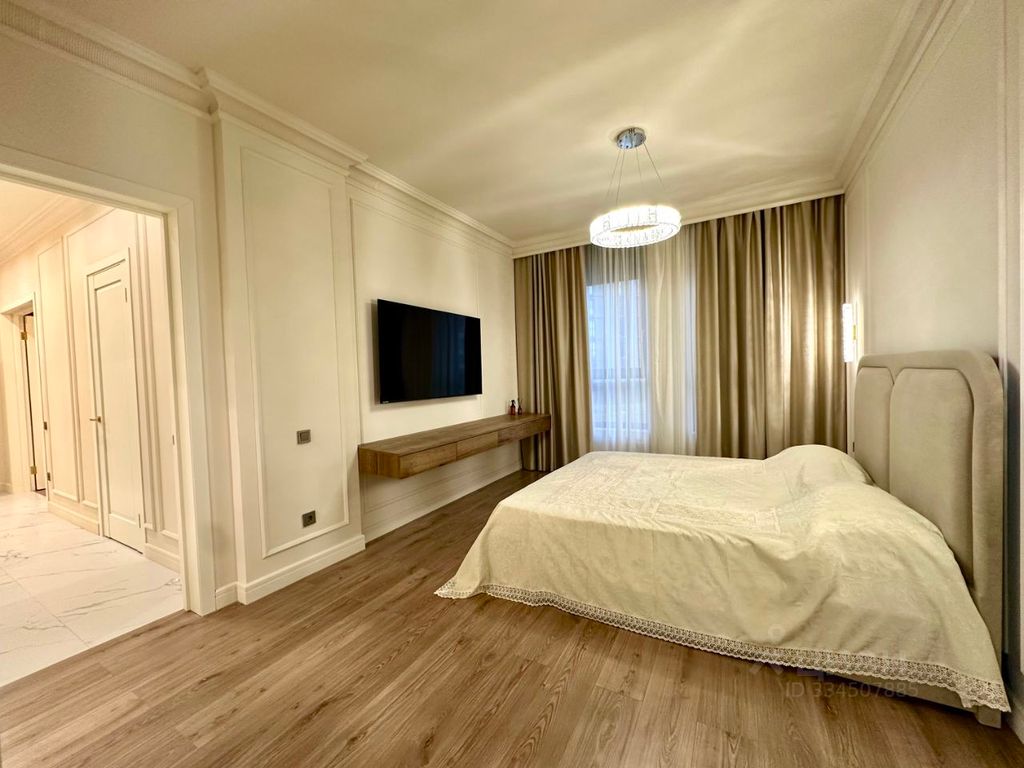m. Skolkovo: Apartment, 3-rooms