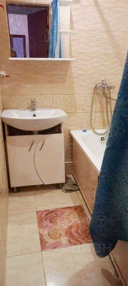 m. Nekrasovka: Apartment, 2-rooms