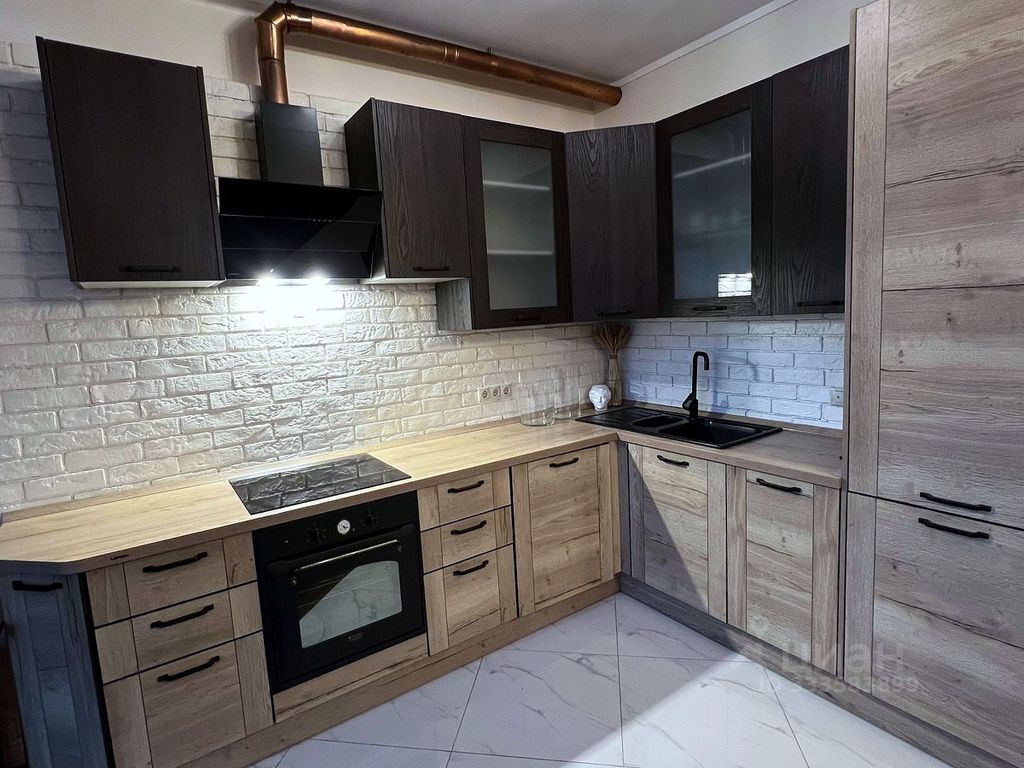 m. Baumanskaya: Apartment, 2-rooms