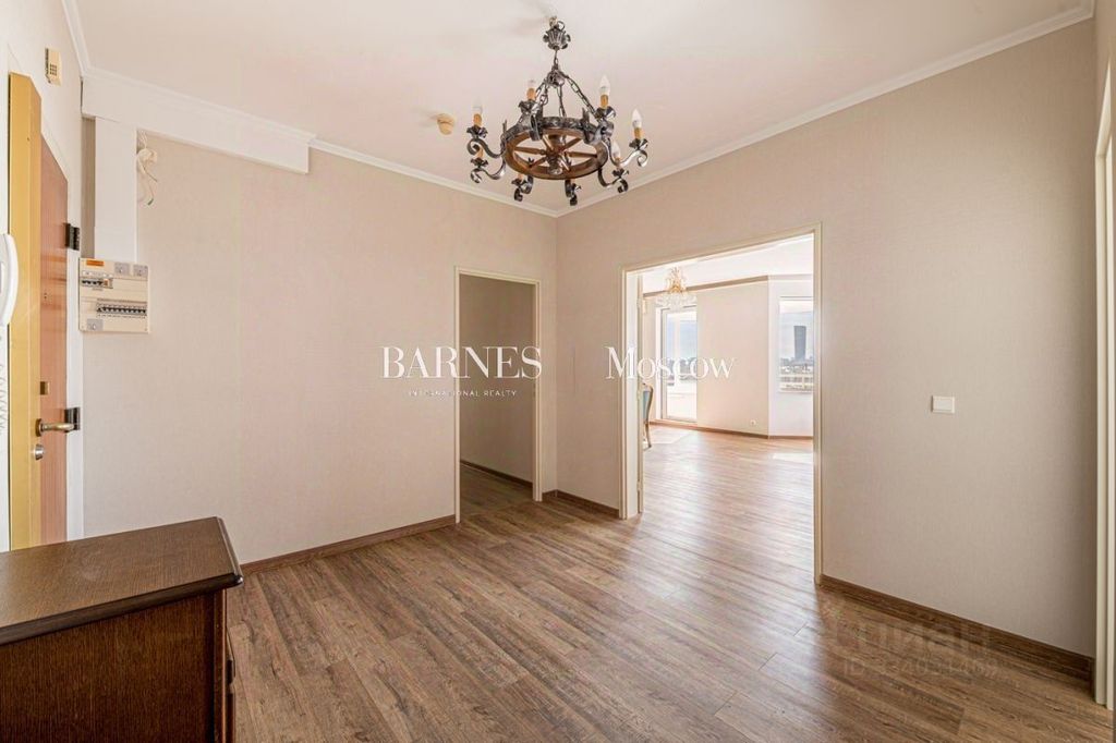 m. Studencheskaya: Apartment, 2-rooms